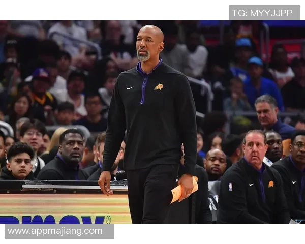 太阳主帅称弗莱明场上位置不够明确但展现出顶级运动能力 太阳主帅称弗莱明场上位置不够明确但展现出顶级运动能力