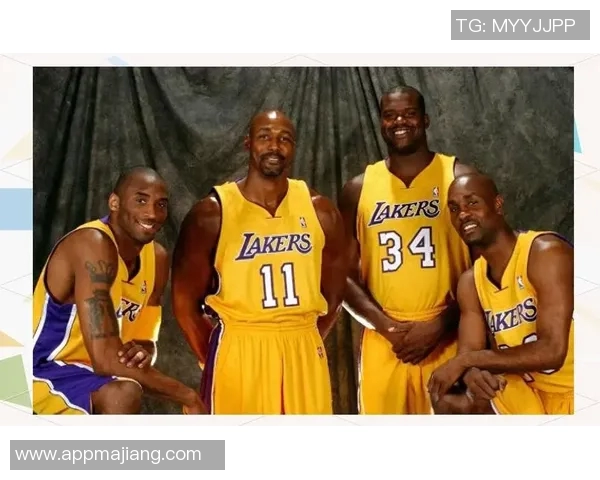 湖人队历史上50分以上得分的传奇球员盘点詹眉科比小里均在列