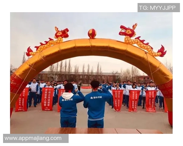 小卡激励龙狮球员继续拼搏明年再战期待重聚的信心与决心 小卡激励龙狮球员继续拼搏明年再战期待重聚的信心与决心