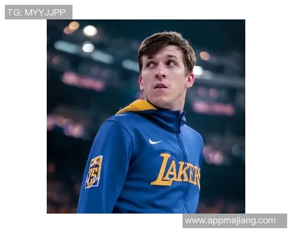 里夫斯背靠背狂砍92分创湖人队史新高自科比以来首次如此表现