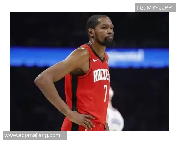 杜兰特谈团队合作的重要性传球能减轻队友压力提升整体表现